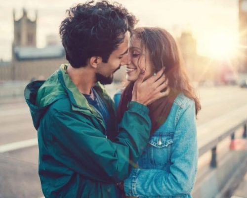 How to Make a Guy Show You His True Feelings? 7 Ways to Make Him Completely Open Up to You